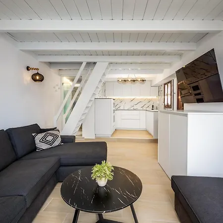 Marias Sea House Apartment *